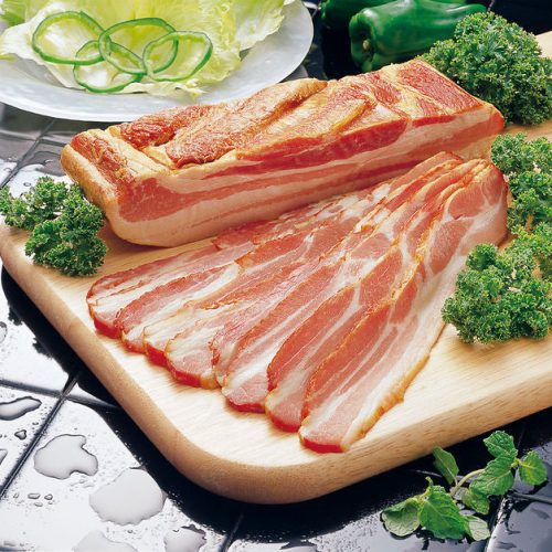 thickcut bacon example on board